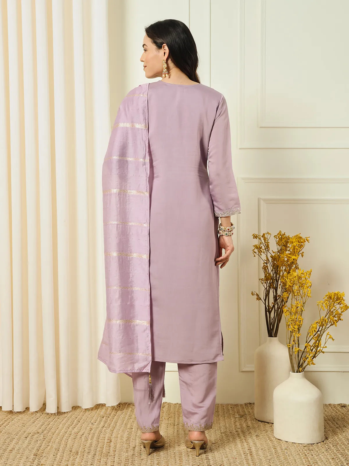 Lavender Roman Silk Thread Embroidered Kurta Set with Pant & Cotton Silk Dupatta