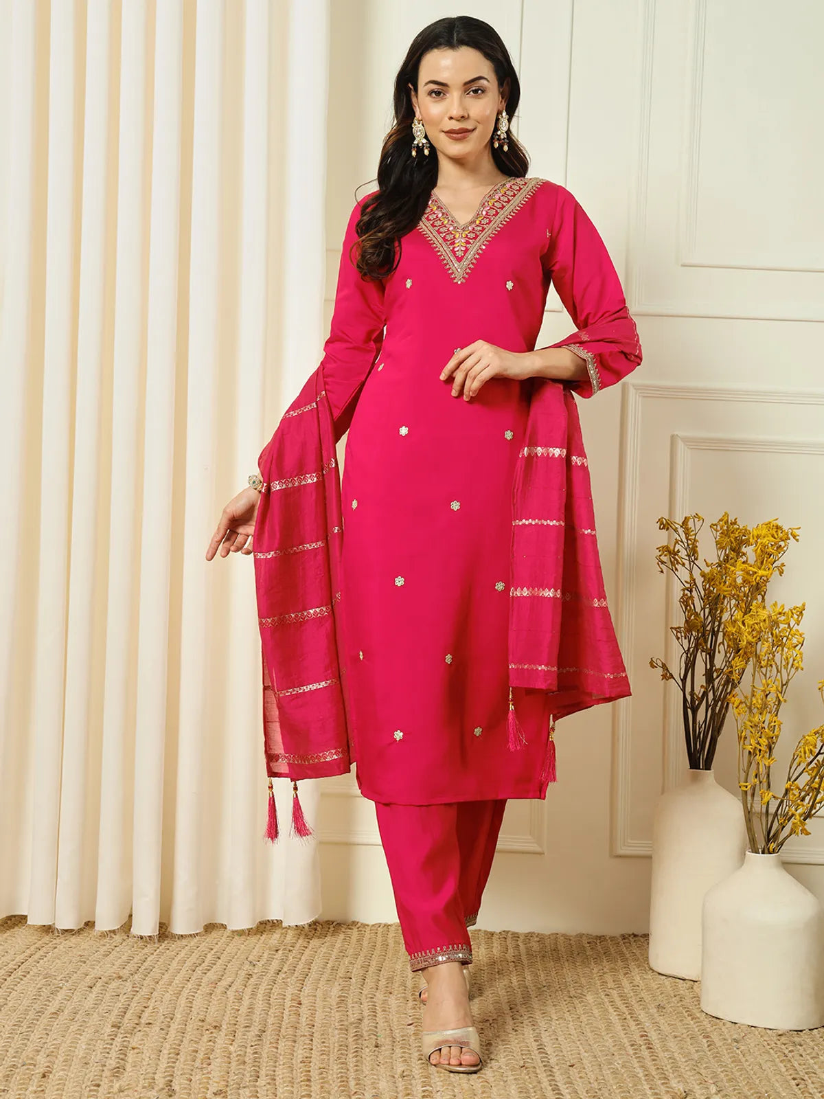 Lavender Roman Silk Thread Embroidered Kurta Set with Pant & Cotton Silk Dupatta