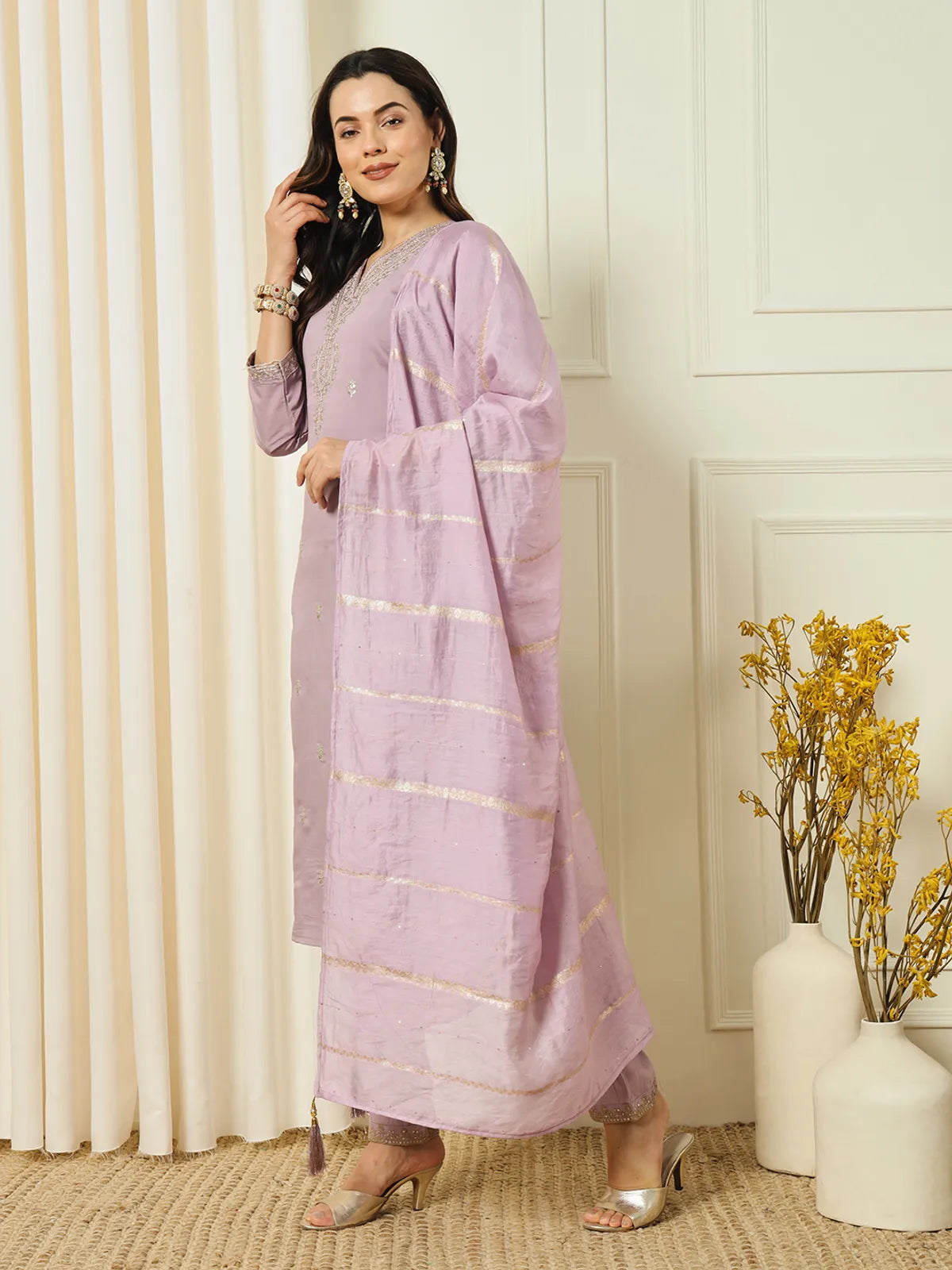 Lavender Roman Silk Thread Embroidered Kurta Set with Pant & Cotton Silk Dupatta