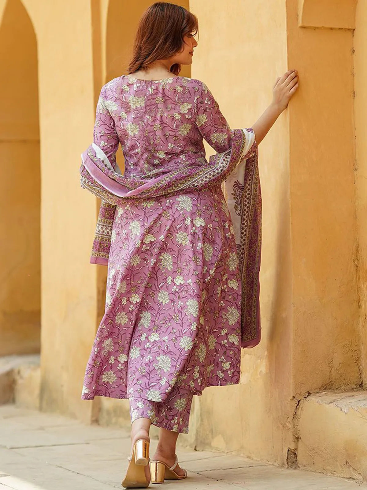 Elegant Lavender Floral Printed Rayon Kurta Pant & Dupatta Set