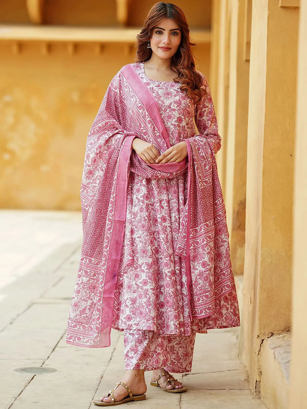 Elegant Pink Floral Printed Rayon Kurta Set with Pant & Printed Dupatta