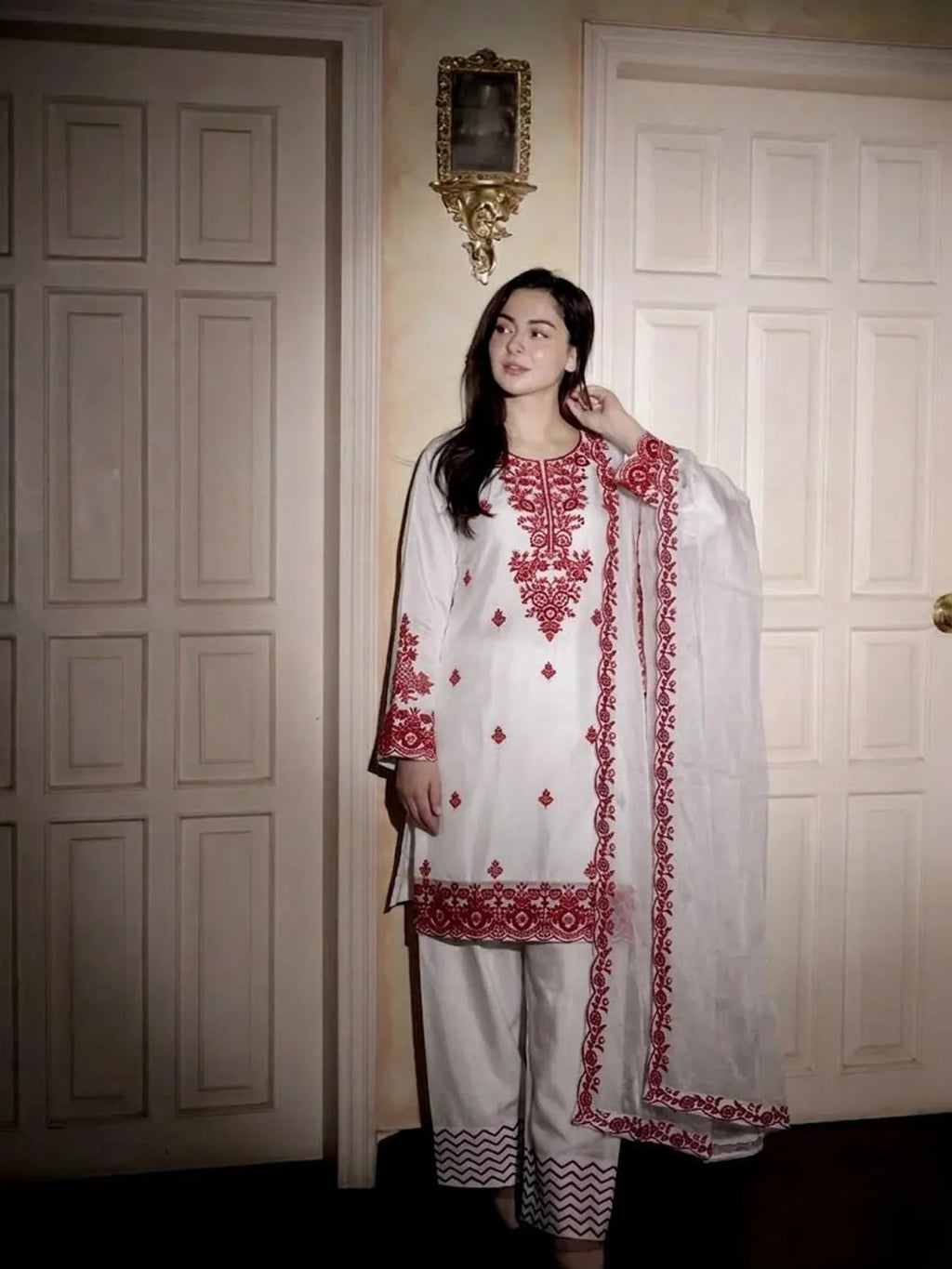 Elegant White Rayon Cotton Embroidered Farshi Suit Set with Dupatta