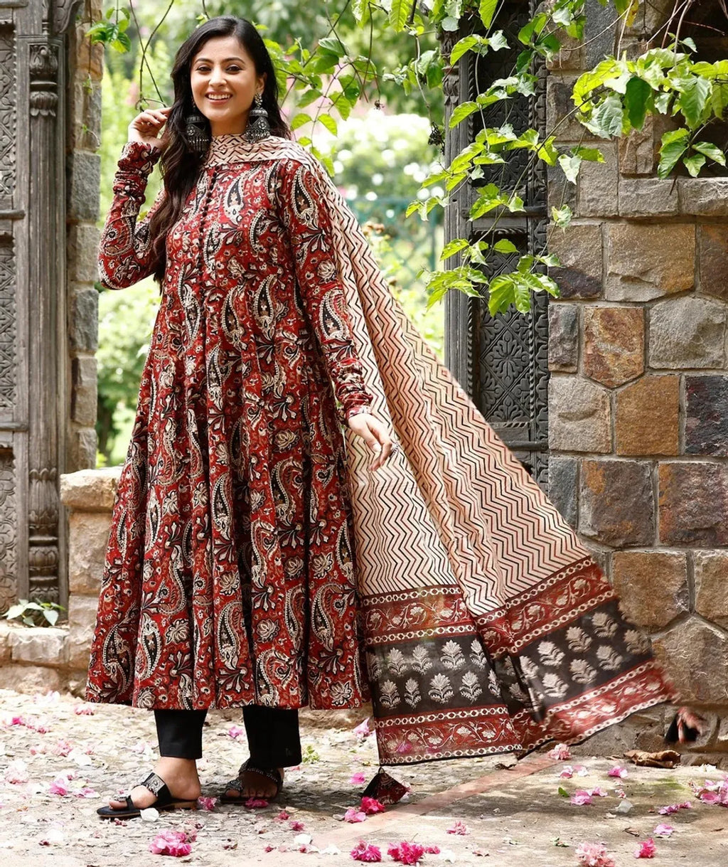 Stylish Maroon Rayon Printed Kurta Pant Set with Printed Dupatta
